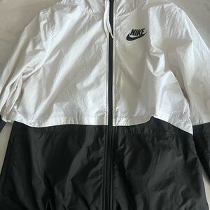 Nike White and Black Windbreaker Mesh-Lined Jacket